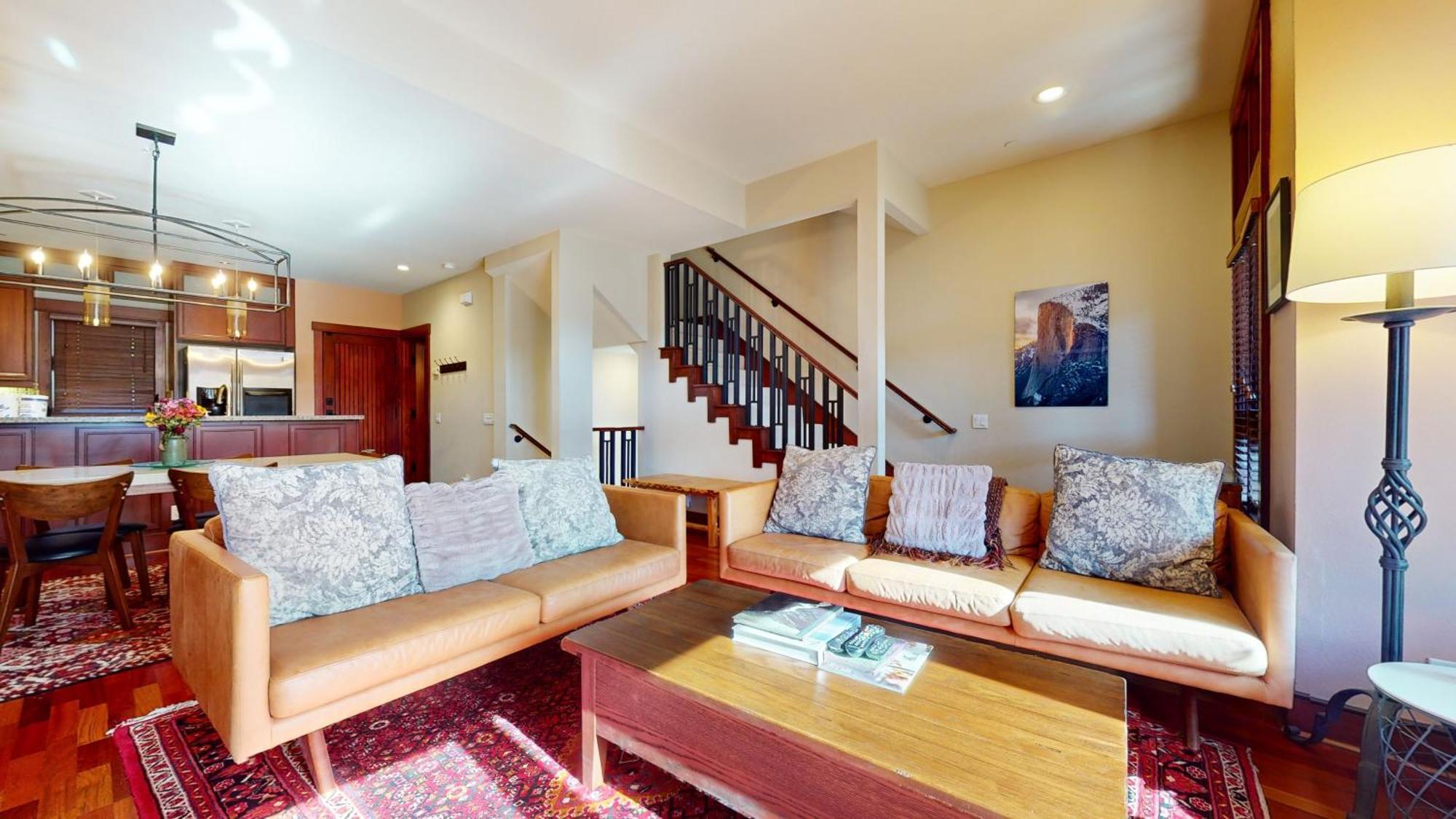Juniper Crest #2 Townhouse Holiday home